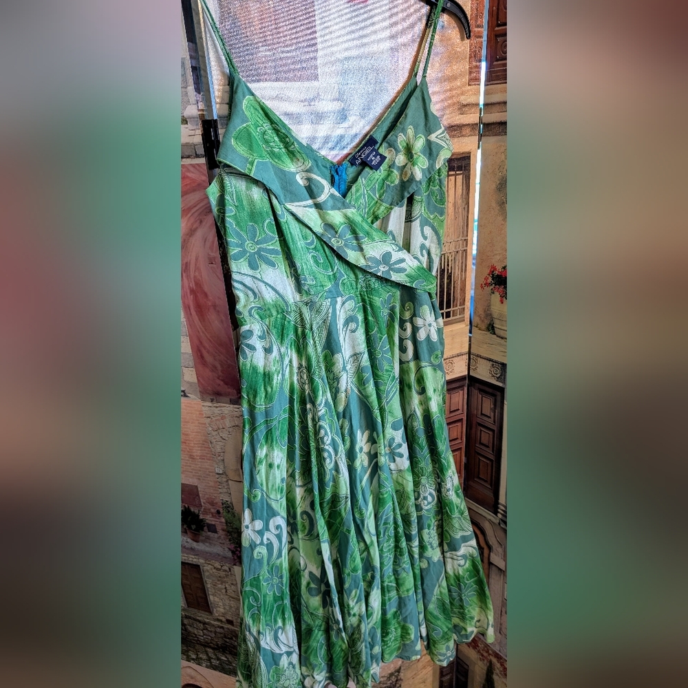 Elegant Green Floral Midi Dress NWOT